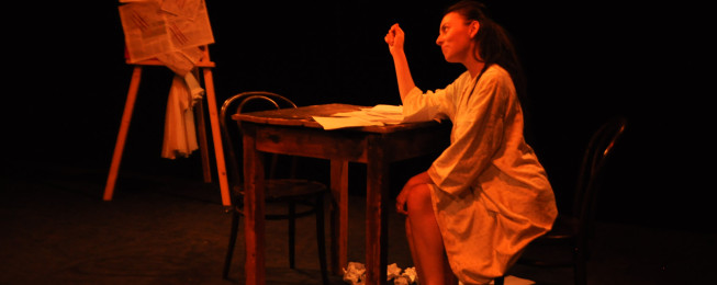 Monodrámy – Klietka, Som žena